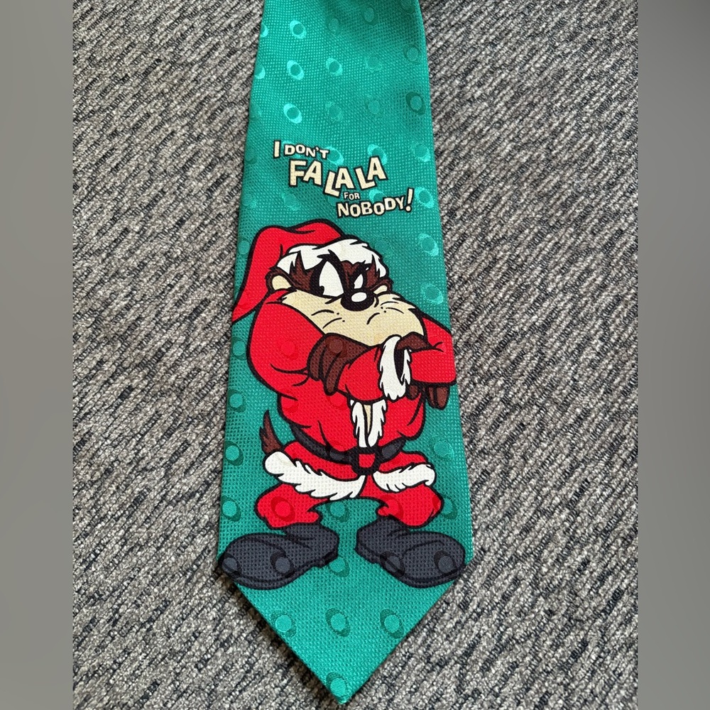 NWOT Vintage 1995 Warner Brothers Tasmanian Devil Christmas Silk Tie